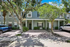 Amazing Lake View Home Near Disney